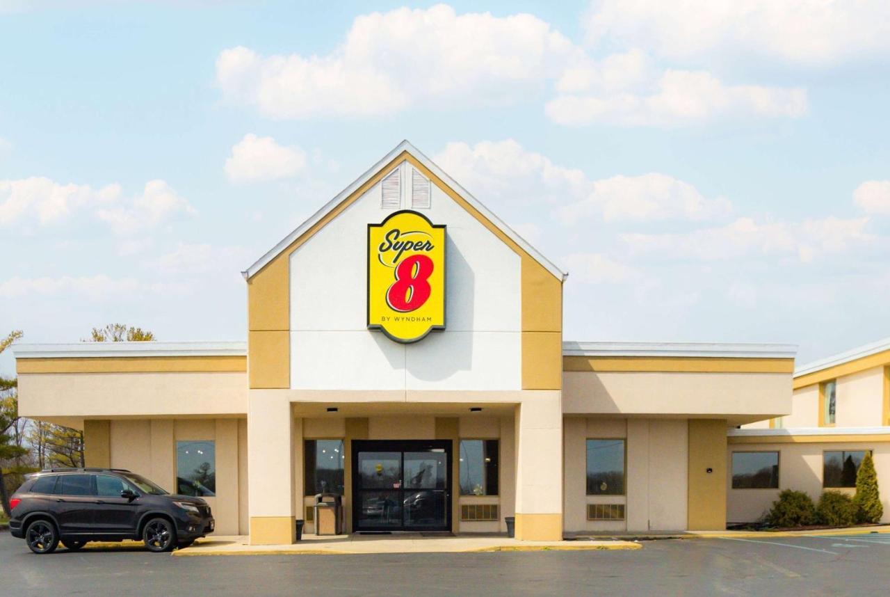 Super 8 By Wyndham Indianapolis South Motel Exterior photo