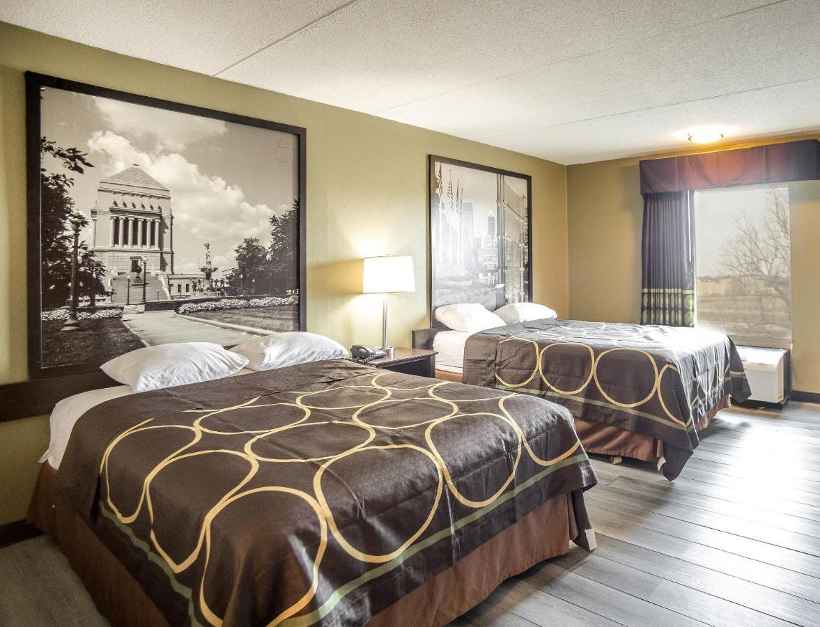 Super 8 By Wyndham Indianapolis South Motel Exterior photo